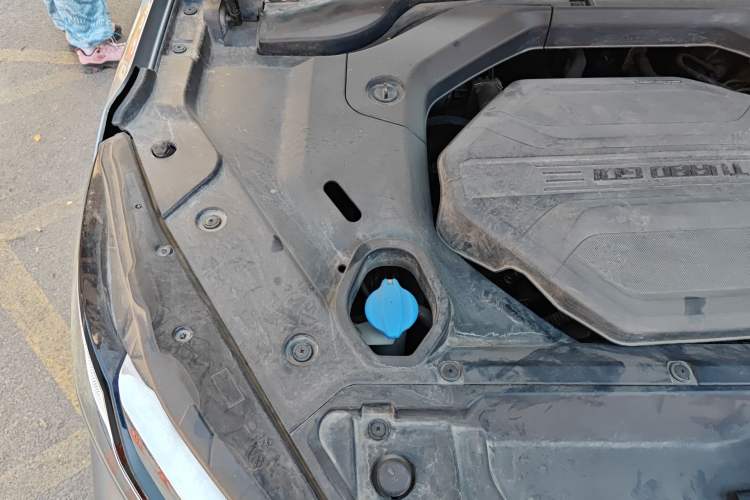 Used BAIC Beijing X7 2020 1.5TD DCT Leading Edition Engine Bay Right