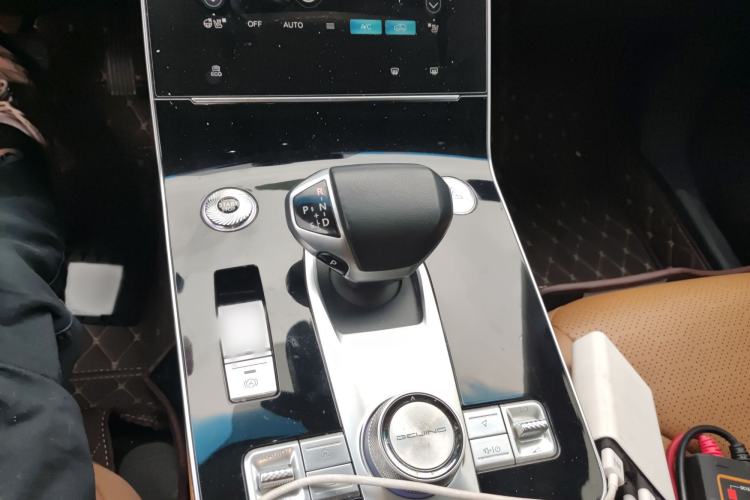 Used BAIC Beijing X7 2020 1.5TD DCT Leading Edition Gear Lever