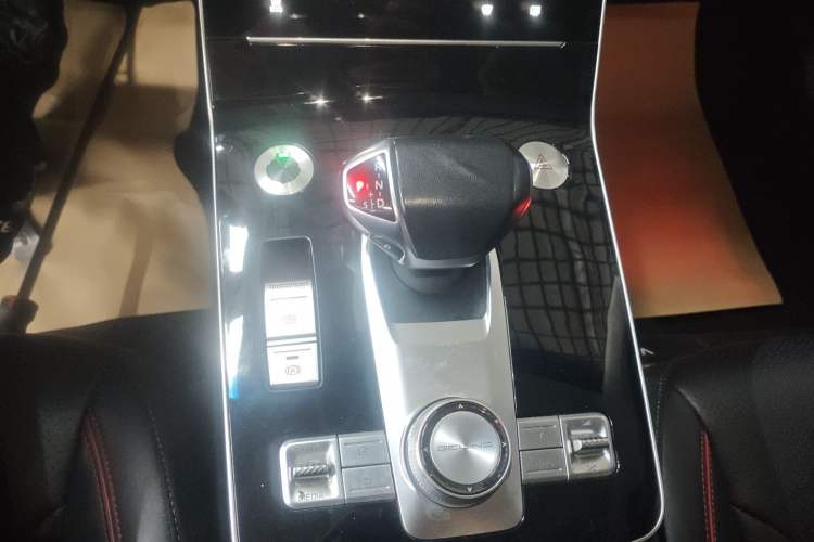 Used BAIC Beijing X7 2020 1.5TD DCT Trendy Edition Gear Lever
