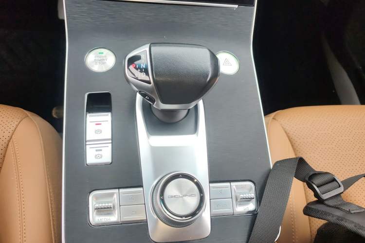 Used BAIC Beijing X7 2020 1.5TD DCT Leading Edition Gear Lever