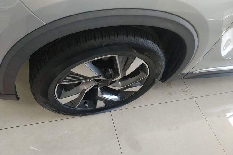 Used BAIC Beijing X7 2020 1.5TD DCT Trendy Edition Left Front Wheel Hub