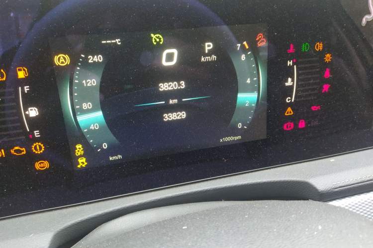 Used BAIC Beijing X7 2020 1.5TD DCT ZhiShang Edition Odometer Close Up