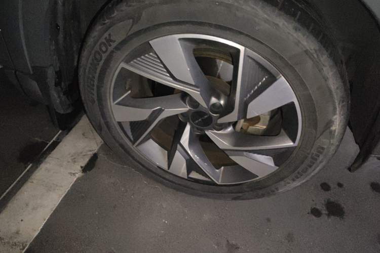 Used BAIC Beijing X7 2020 1.5TD DCT Leading Edition Right Front Wheel Hub