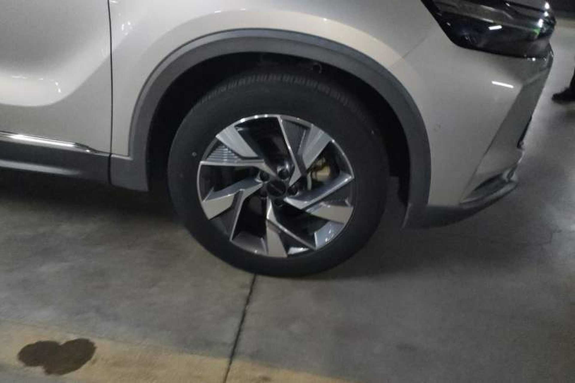 Used BAIC Beijing X7 2020 1.5TD DCT Leading Edition Right Front Wheel Hub