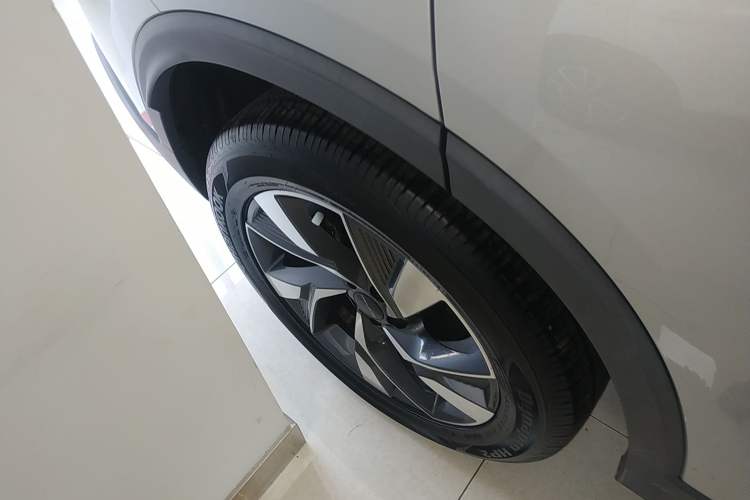 Used BAIC Beijing X7 2020 1.5TD DCT Trendy Edition Right Rear Wheel Hub