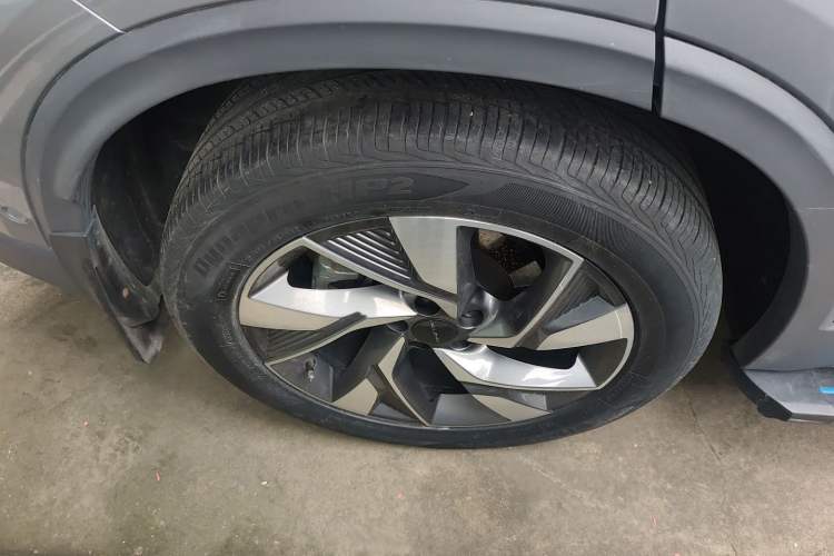 Used BAIC Beijing X7 2020 1.5TD DCT Leading Edition Right Rear Wheel Hub