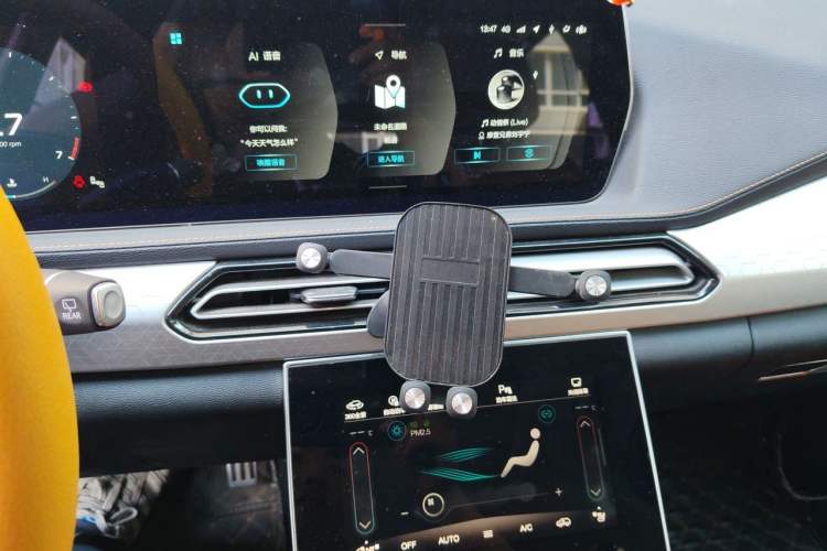 Used BAIC Beijing X7 2020 1.5TD DCT Leading Edition Audio And AC Panel