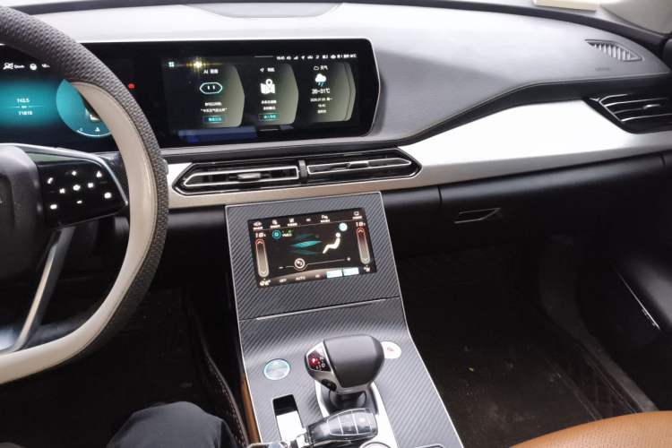 Used BAIC Beijing X7 2020 1.5TD DCT Leading Edition Audio And AC Panel