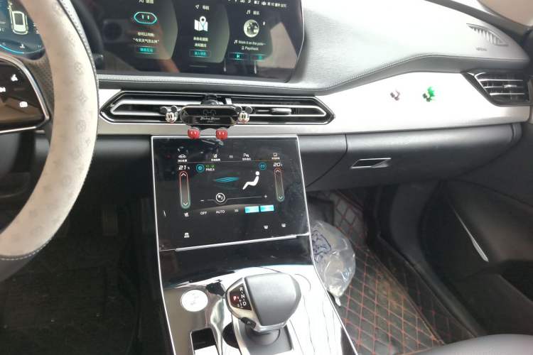Used BAIC Beijing X7 2020 1.5TD DCT Trendy Edition Audio And AC Panel