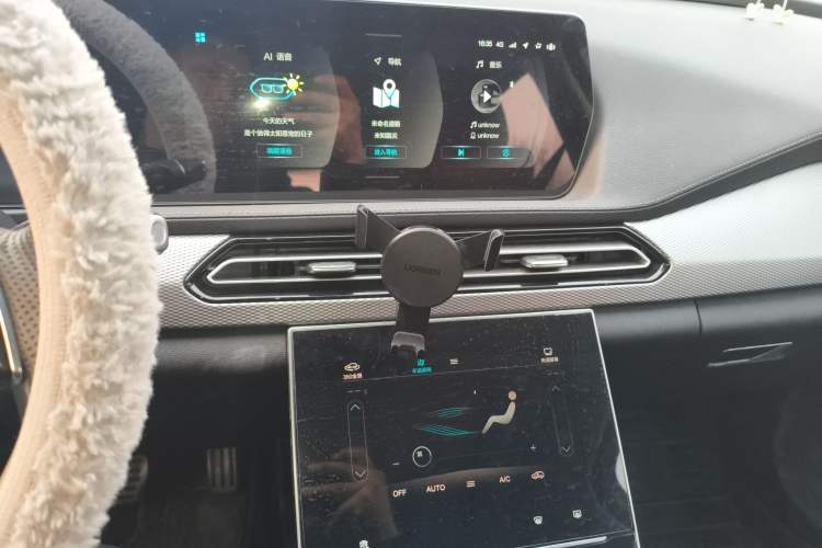 Used BAIC Beijing X7 2020 1.5TD DCT ZhiShang Edition Audio And AC Panel