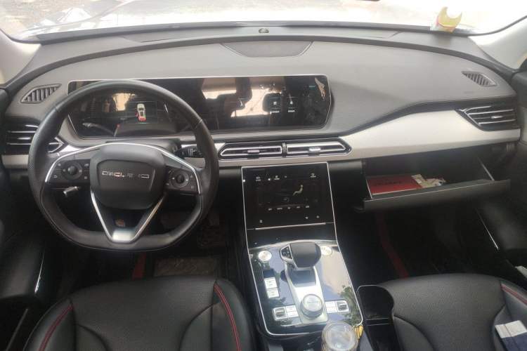 Used BAIC Beijing X7 2020 1.5TD DCT ZhiShang Edition Center Console