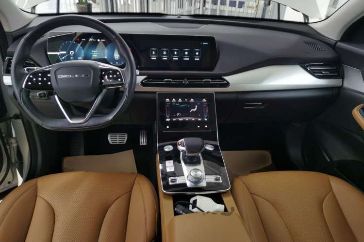 Used BAIC Beijing X7 2020 1.5TD DCT Leading Edition Center Console