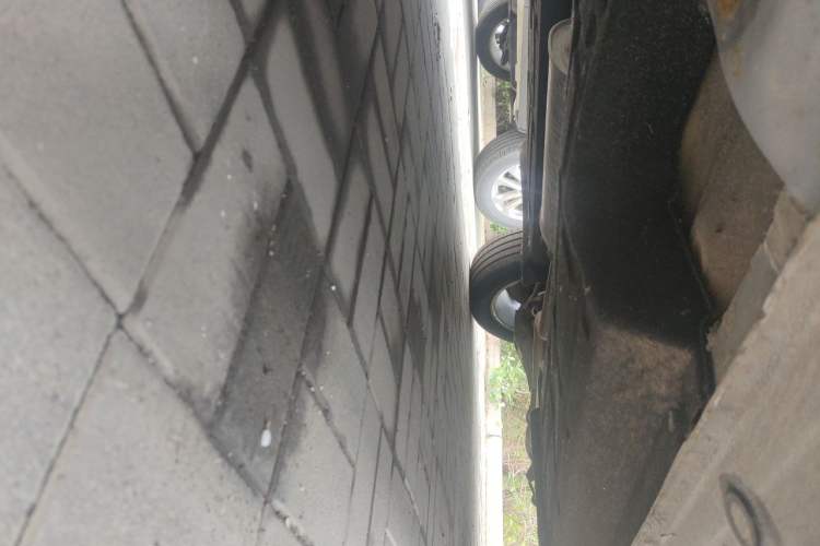Used BAIC Beijing X7 2020 1.5TD DCT Leading Edition Chassis Front Left