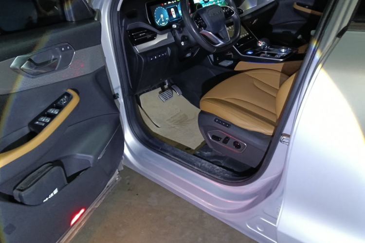 Used BAIC Beijing X7 2020 1.5TD DCT Leading Edition Driver Seat