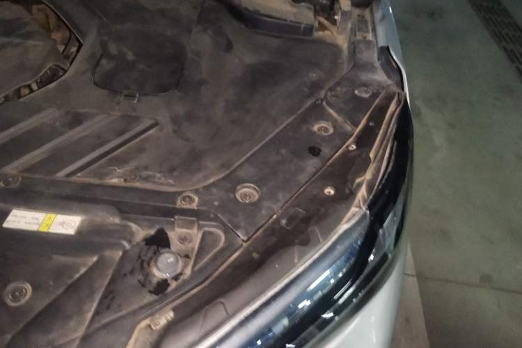 Used BAIC Beijing X7 2020 1.5TD DCT Leading Edition Engine Bay Left