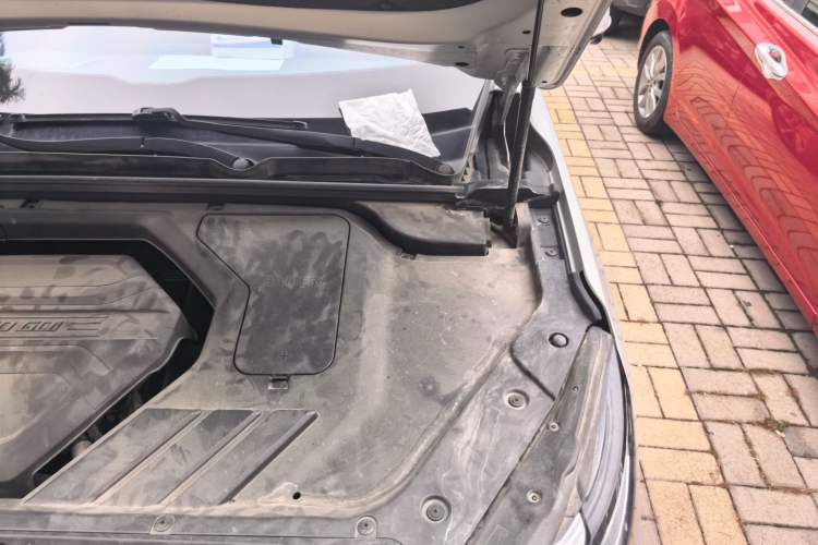 Used BAIC Beijing X7 2020 1.5TD DCT Leading Edition Engine Bay Left