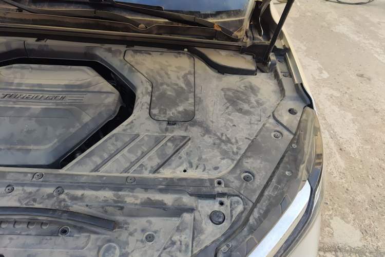 Used BAIC Beijing X7 2020 1.5TD DCT Leading Edition Engine Bay Left