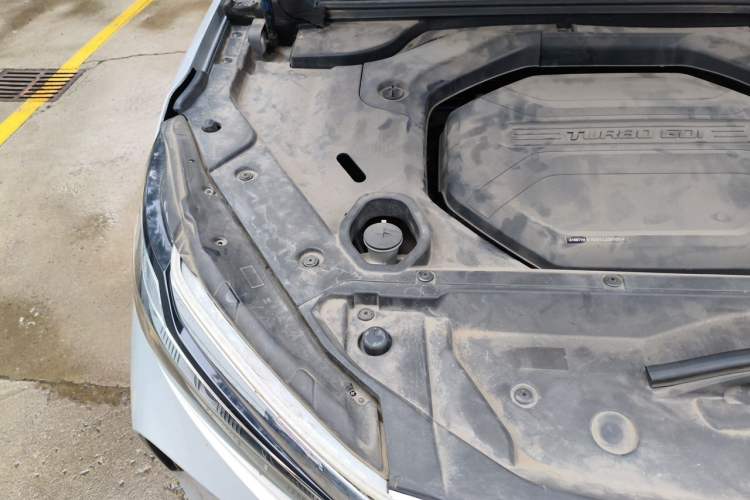Used BAIC Beijing X7 2020 1.5TD DCT Leading Edition Engine Bay Right