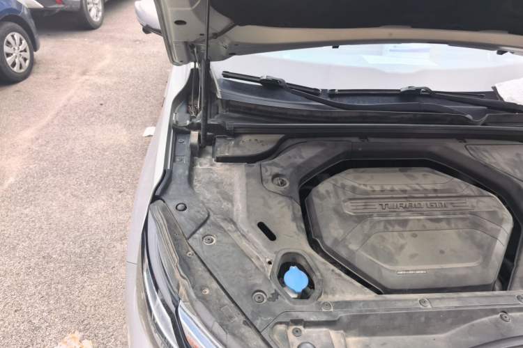 Used BAIC Beijing X7 2020 1.5TD DCT Leading Edition Engine Bay Right