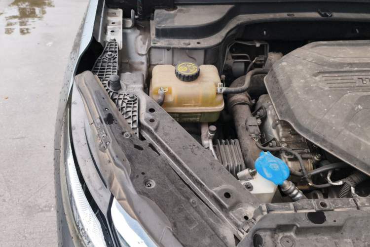 Used BAIC Beijing X7 2020 1.5TD DCT Leading Edition Engine Bay Right
