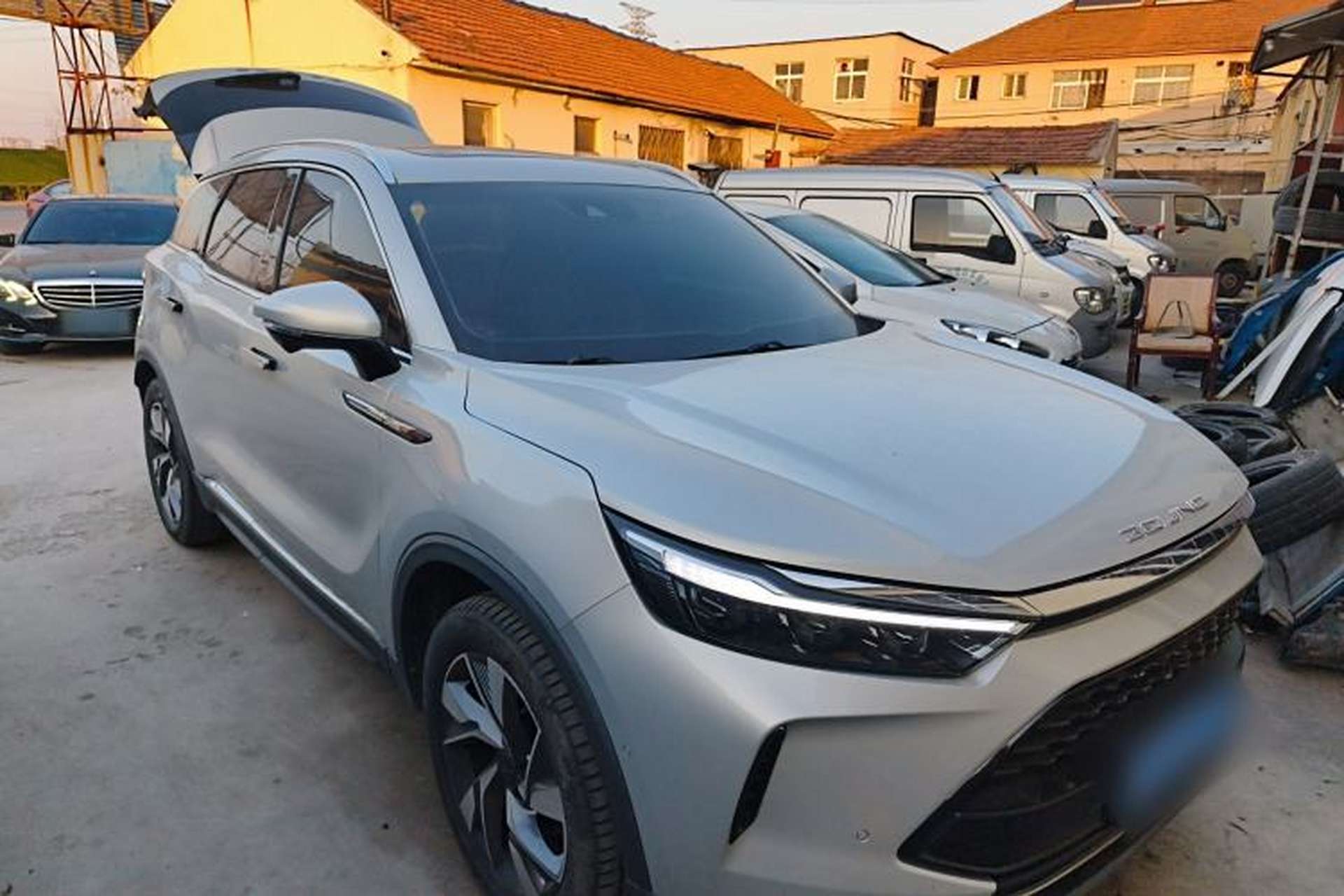 Used BAIC Beijing X7 2020 1.5TD DCT Leading Edition Exterior 1