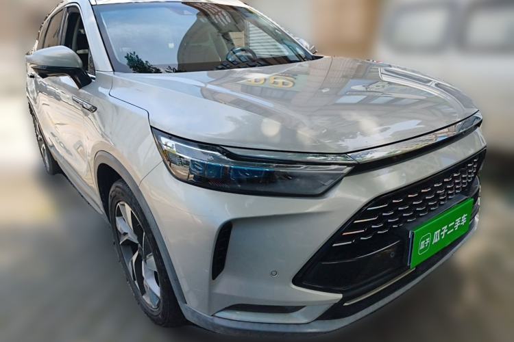 Used BAIC Beijing X7 2020 1.5TD DCT Leading Edition Front Right 45 Deg