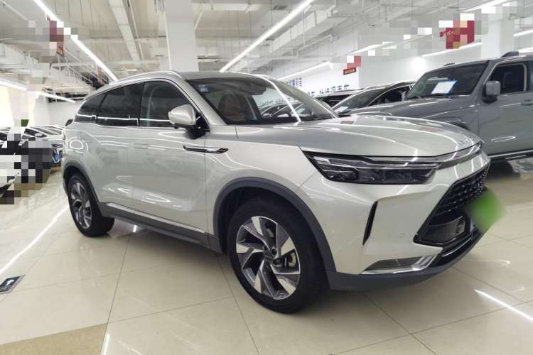Used BAIC Beijing X7 2020 1.5TD DCT Leading Edition Front Right 45 Deg