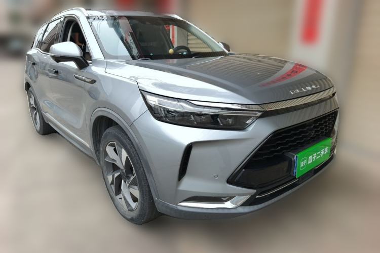 Used BAIC Beijing X7 2020 1.5TD DCT Trendy Edition Front Right 45 Deg
