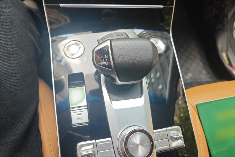 Used BAIC Beijing X7 2020 1.5TD DCT Leading Edition Gear Lever