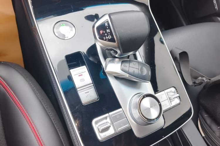 Used BAIC Beijing X7 2020 1.5TD DCT Trendy Edition Gear Lever