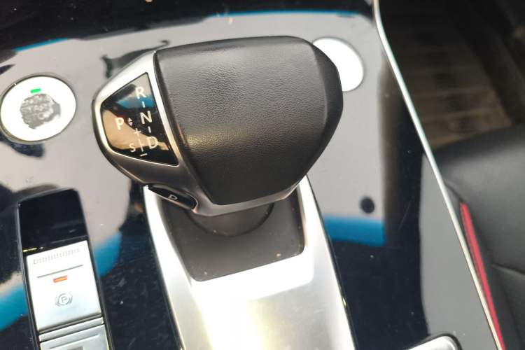 Used BAIC Beijing X7 2020 1.5TD DCT ZhiShang Edition Gear Lever