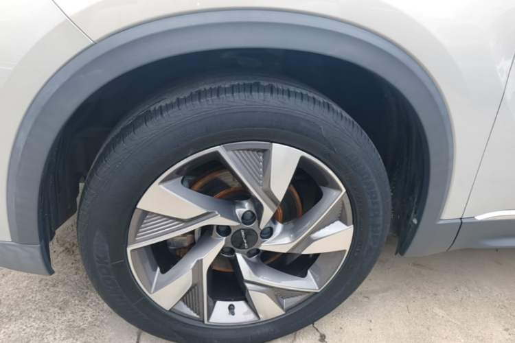 Used BAIC Beijing X7 2020 1.5TD DCT Trendy Edition Left Front Wheel Hub