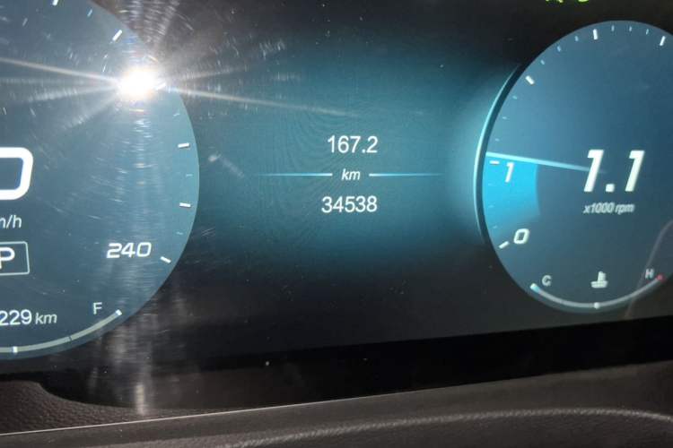 Used BAIC Beijing X7 2020 1.5TD DCT Leading Edition Odometer Close Up