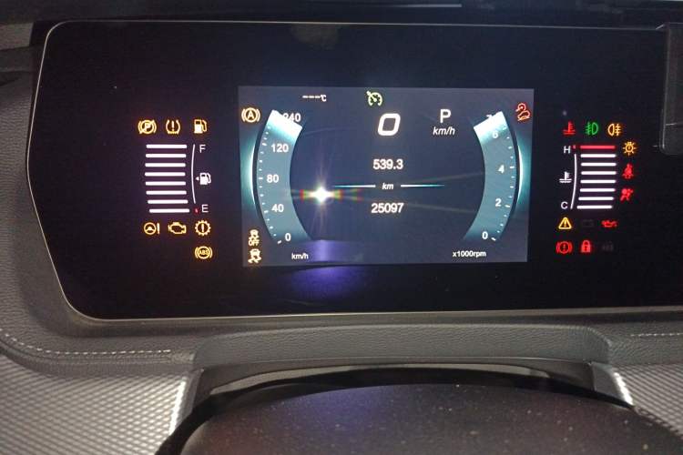 Used BAIC Beijing X7 2020 1.5TD DCT ZhiShang Edition Odometer Close Up
