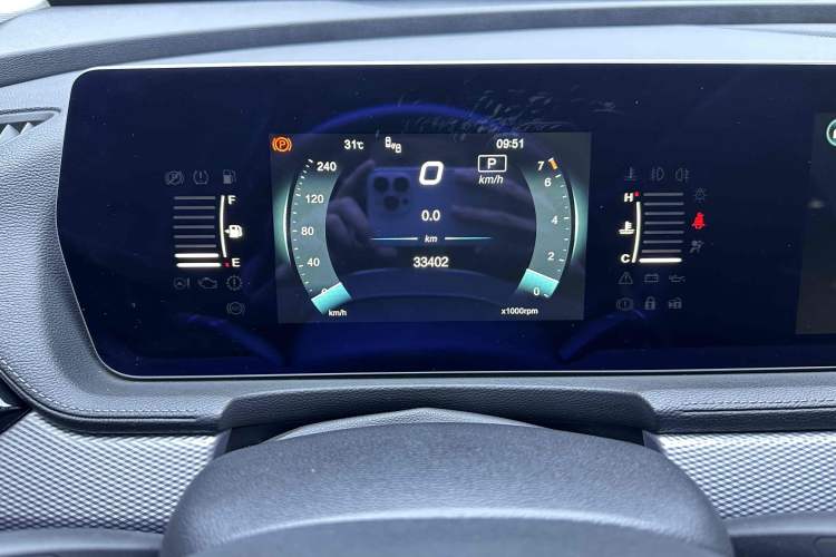 Used BAIC Beijing X7 2020 1.5TD DCT ZhiShang Edition Odometer Close Up