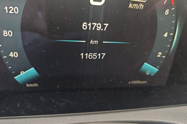 Used BAIC Beijing X7 2020 1.5TD DCT ZhiShang Edition Odometer Close Up