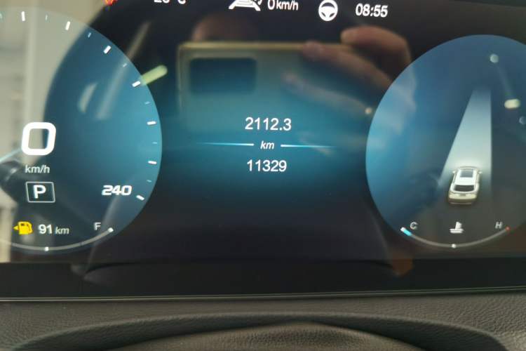 Used BAIC Beijing X7 2020 1.5TD DCT Leading Edition Odometer Close Up