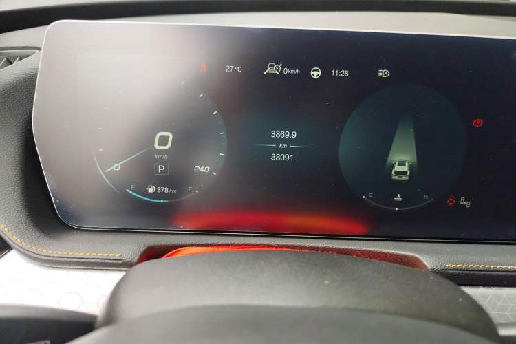 Used BAIC Beijing X7 2020 1.5TD DCT Leading Edition Odometer Close Up