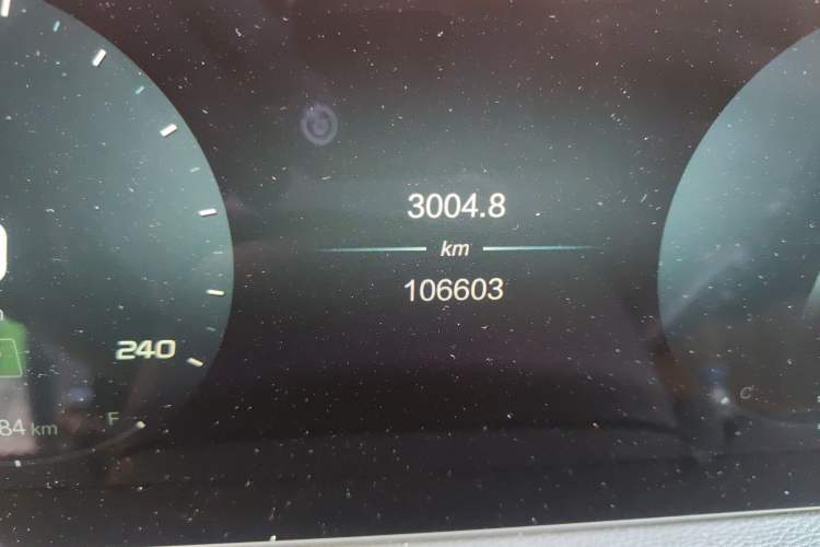 Used BAIC Beijing X7 2020 1.5TD DCT Leading Edition Odometer Close Up