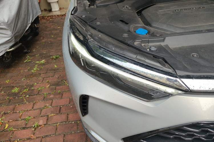 Used BAIC Beijing X7 2020 1.5TD DCT ZhiShang Edition Right Front Headlight