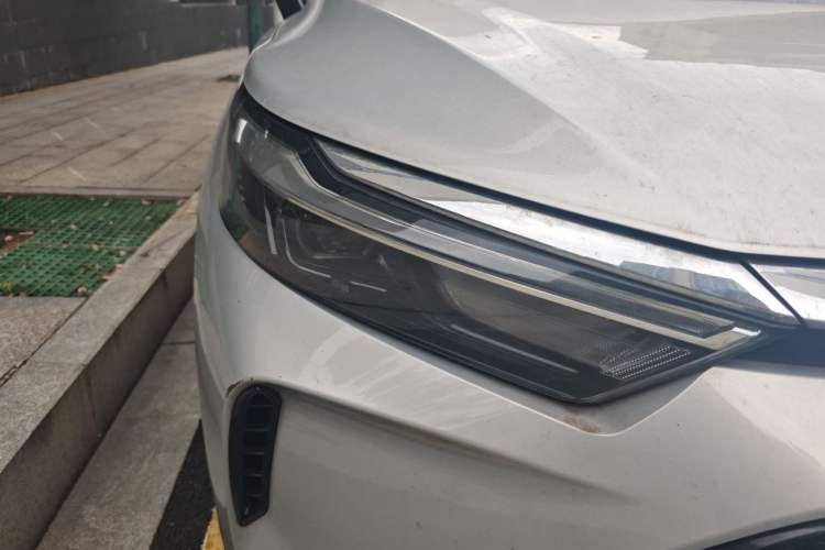 Used BAIC Beijing X7 2020 1.5TD DCT ZhiShang Edition Right Front Headlight