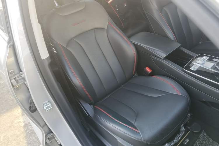 Used BAIC Beijing X7 2020 1.5TD DCT New Year Limited Edition Right Front Seat