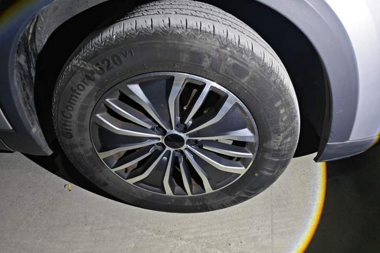 Used BAIC Beijing X7 2020 1.5TD DCT ZhiShang Edition Right Front Wheel Hub