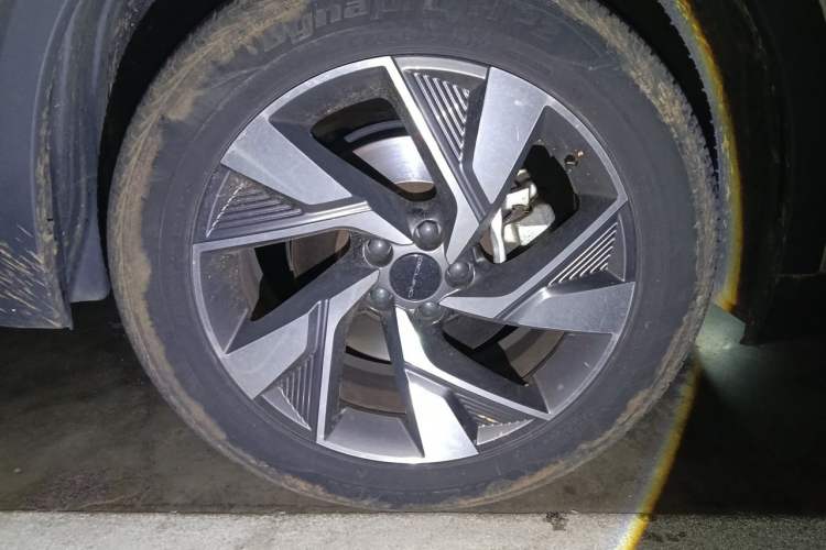 Used BAIC Beijing X7 2020 1.5TD DCT Leading Edition Right Front Wheel Hub