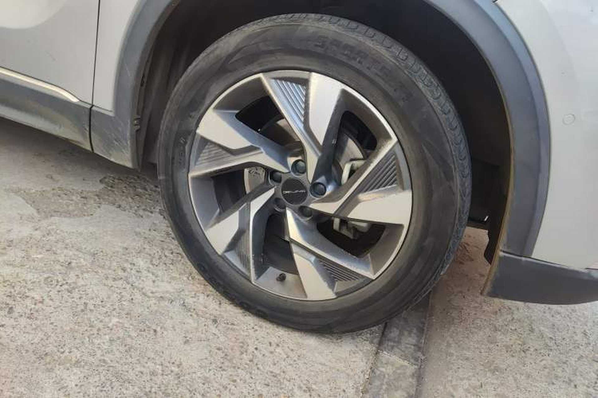 Used BAIC Beijing X7 2020 1.5TD DCT Leading Edition Right Front Wheel Hub