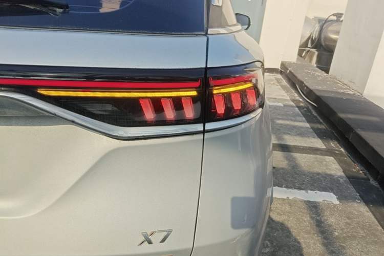 Used BAIC Beijing X7 2020 1.5TD DCT New Year Limited Edition Right Rear Taillight