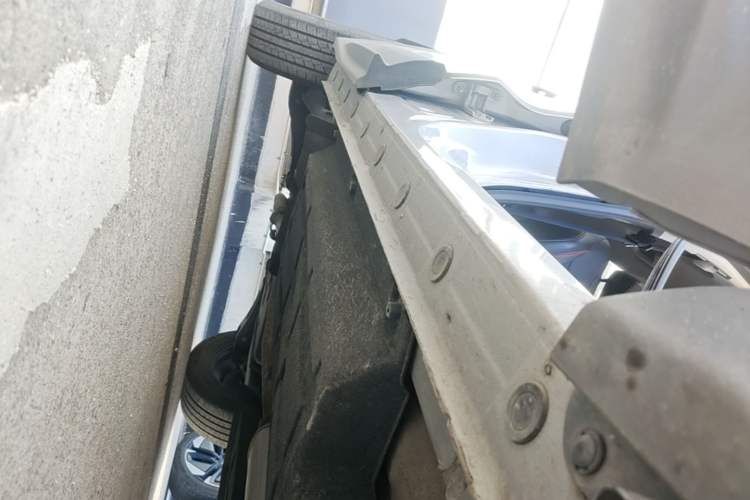 Used BAIC Beijing X7 2020 1.5TD DCT New Year Limited Edition Right Side Sill