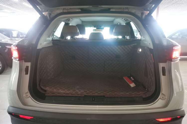 Used BAIC Beijing X7 2020 1.5TD DCT Leading Edition Trunk