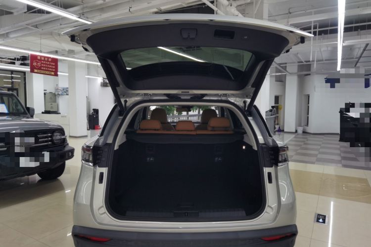 Used BAIC Beijing X7 2020 1.5TD DCT Leading Edition Trunk