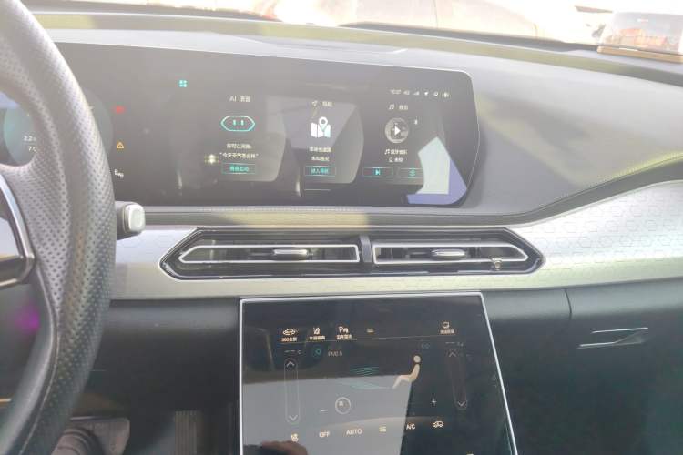 Used BAIC Beijing X7 2020 1.5TD DCT Trendy Edition Audio And AC Panel